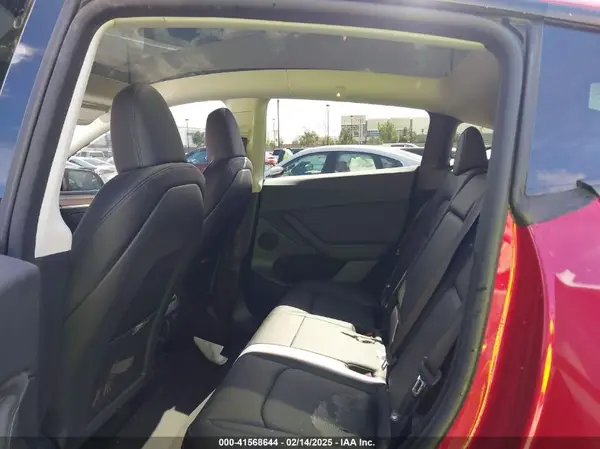 7SAYGDEE5SF283772 2025 TESLA MODEL Y - Image 8