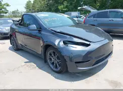 7SAYGDEE5SF284744 2025 TESLA MODEL Y