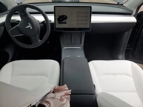 7SAYGDEE5SF298479 2025 TESLA MODEL Y - Image 8