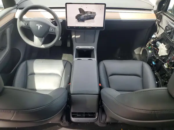 7SAYGDEE5SF305334 2025 TESLA MODEL Y - Image 8