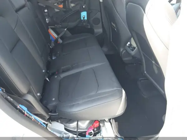 7SAYGDEE5SF306225 2025 TESLA MODEL Y - Image 8