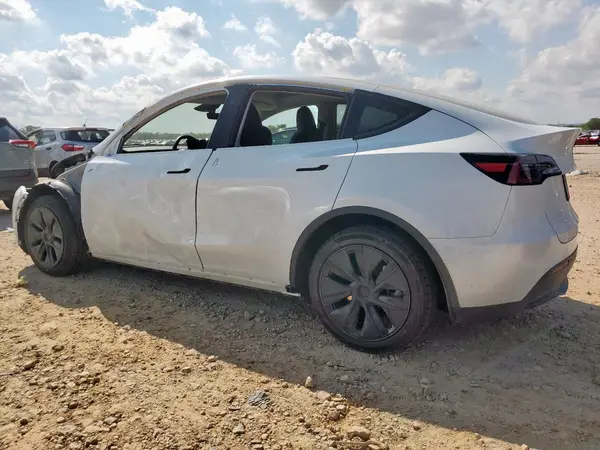 7SAYGDEE5SF308850 2025 TESLA MODEL Y - Image 2