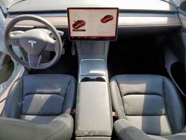 7SAYGDEE5SF308850 2025 TESLA MODEL Y - Image 8