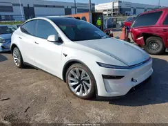7SAYGDEE5TA381442 2026 TESLA MODEL Y
