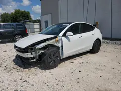 7SAYGDEE5TA381828 2026 TESLA MODEL Y