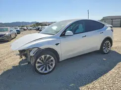 7SAYGDEE5TA382610 2026 TESLA MODEL Y