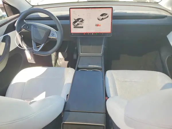 7SAYGDEE5TA382610 2026 TESLA MODEL Y - Image 8