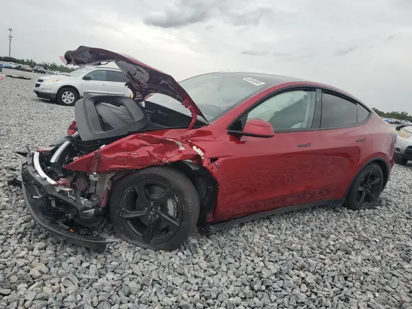 7SAYGDEE5TA390173 2026 TESLA MODEL Y - Image 1