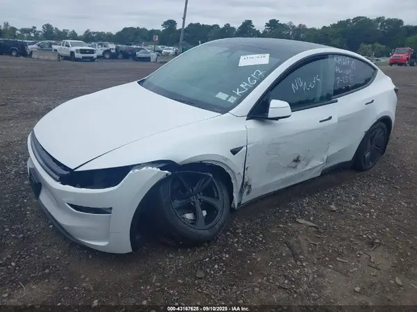 7SAYGDEE5TA407084 2026 TESLA MODEL Y - Image 2