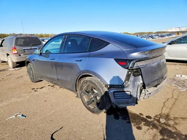 7SAYGDEE5TA411491 2026 TESLA MODEL Y - Image 2