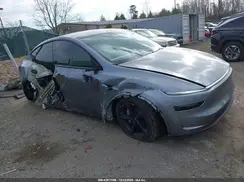 7SAYGDEE5TA414312 2026 TESLA MODEL Y