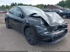 7SAYGDEE5TA439288 2026 TESLA MODEL Y
