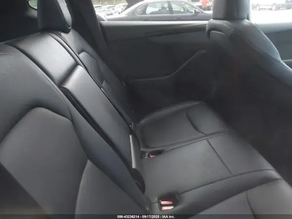 7SAYGDEE5TA439288 2026 TESLA MODEL Y - Image 8