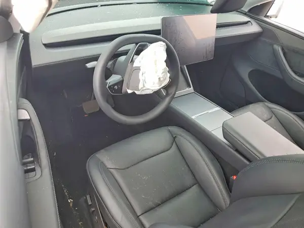 7SAYGDEE5TA439842 2026 TESLA MODEL Y - Image 8