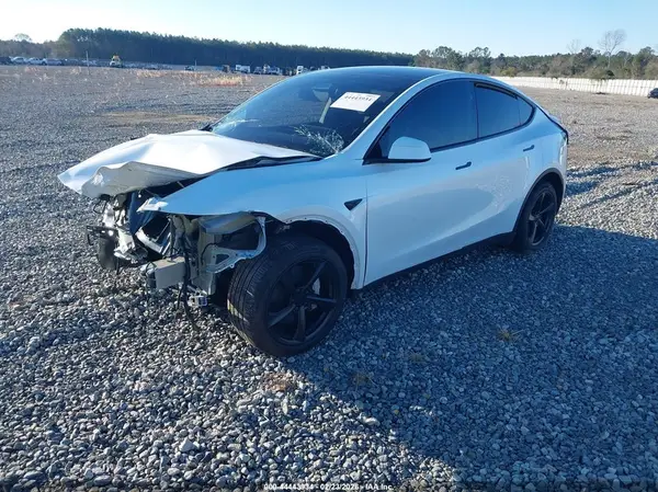 7SAYGDEE5TA441994 2026 TESLA MODEL Y - Image 2