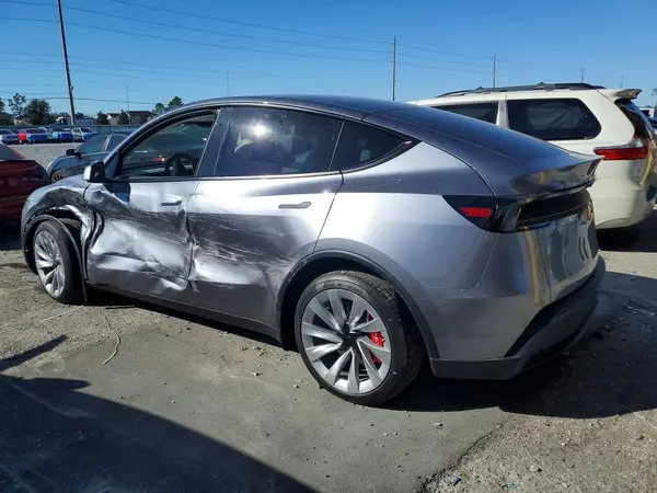7SAYGDEE5TA459363 2026 TESLA MODEL Y - Image 2