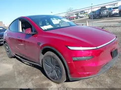 7SAYGDEE5TA461811 2026 TESLA MODEL Y
