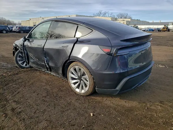 7SAYGDEE5TA464319 2026 TESLA MODEL Y - Image 2
