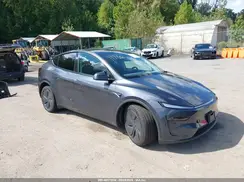 7SAYGDEE5TA477958 2026 TESLA MODEL Y