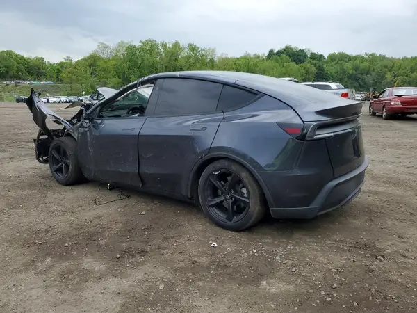 7SAYGDEE5TA486286 2026 TESLA MODEL Y - Image 2