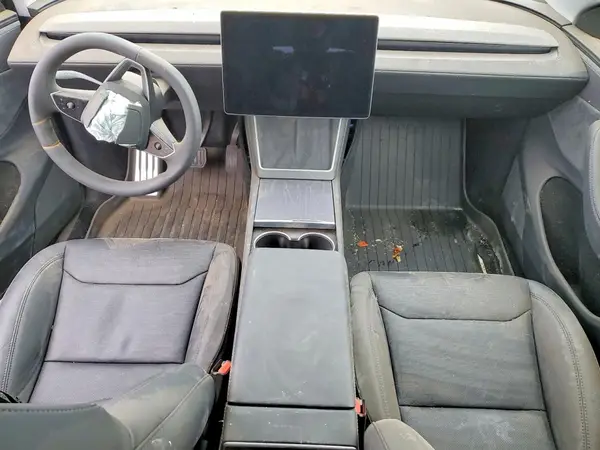 7SAYGDEE5TA491035 2026 TESLA MODEL Y - Image 8