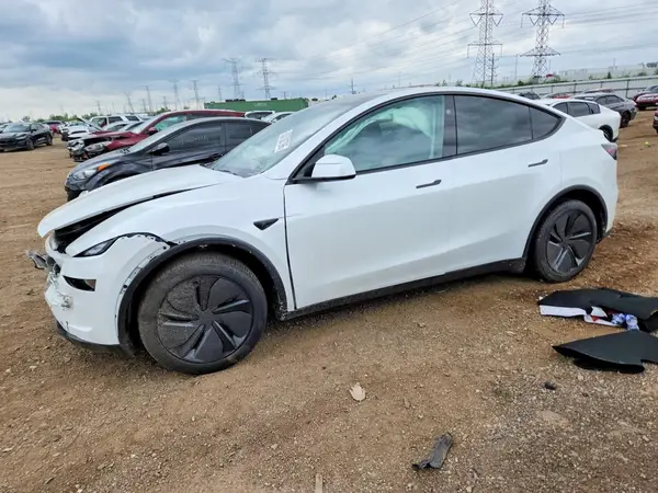 7SAYGDEE5TA580913 2026 TESLA MODEL Y - Image 1