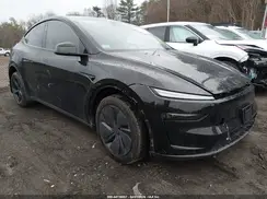 7SAYGDEE5TA592852 2026 TESLA MODEL Y