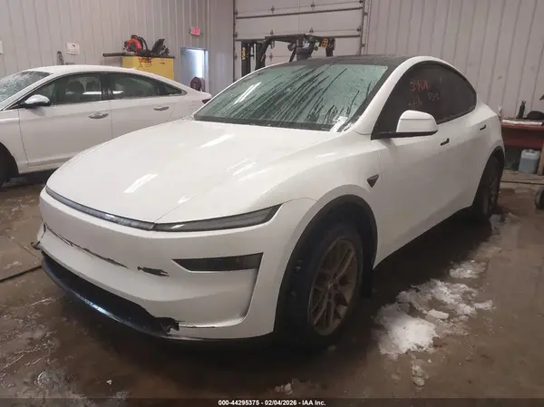 7SAYGDEE5TF323155 2026 TESLA MODEL Y - Image 2
