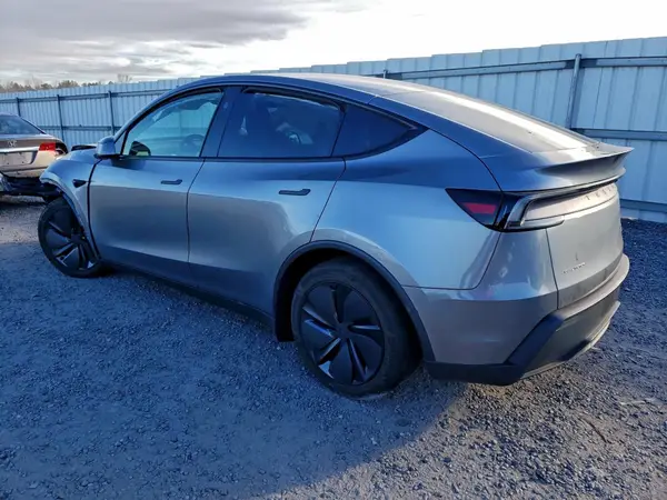7SAYGDEE5TF323432 2026 TESLA MODEL Y - Image 2