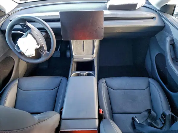 7SAYGDEE5TF323432 2026 TESLA MODEL Y - Image 8