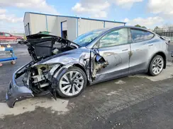 7SAYGDEE5TF327027 2026 TESLA MODEL Y