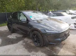 7SAYGDEE5TF332972 2026 TESLA MODEL Y