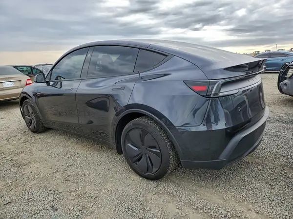 7SAYGDEE5TF341171 2026 TESLA MODEL Y - Image 2