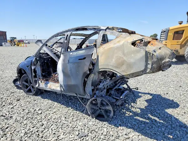 7SAYGDEE5TF341283 2026 TESLA MODEL Y - Image 2