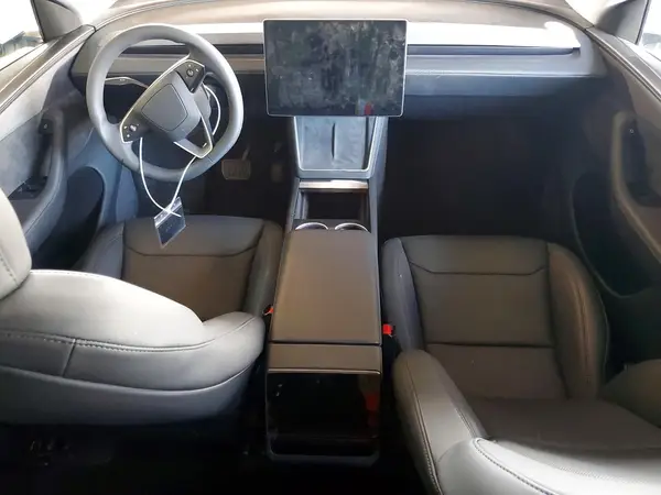 7SAYGDEE5TF349139 2026 TESLA MODEL Y - Image 8