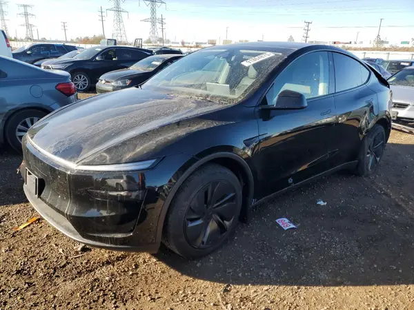 7SAYGDEE5TF360934 2026 TESLA MODEL Y - Image 1