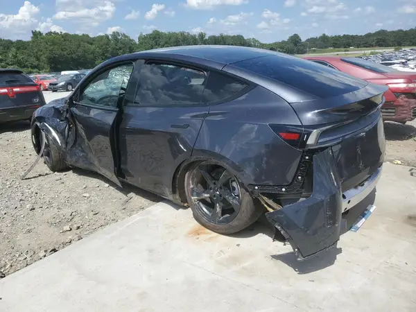 7SAYGDEE5TF362294 2026 TESLA MODEL Y - Image 2
