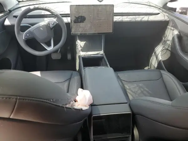 7SAYGDEE5TF362294 2026 TESLA MODEL Y - Image 8