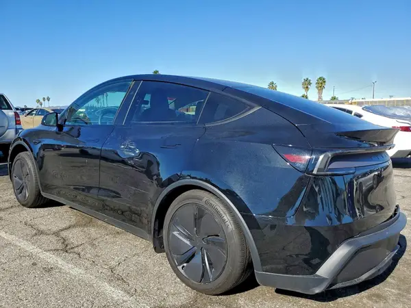 7SAYGDEE5TF366054 2026 TESLA MODEL Y - Image 2