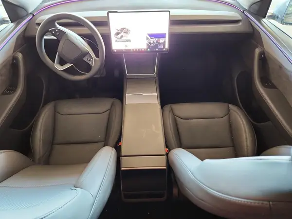 7SAYGDEE5TF409257 2026 TESLA MODEL Y - Image 8