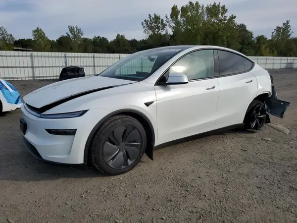 7SAYGDEE5TF410036 2026 TESLA MODEL Y - Image 1
