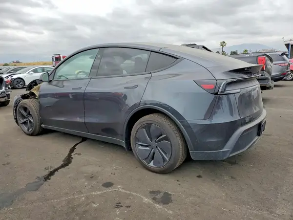7SAYGDEE5TF415298 2026 TESLA MODEL Y - Image 2