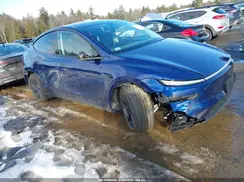7SAYGDEE5TF421800 2026 TESLA MODEL Y
