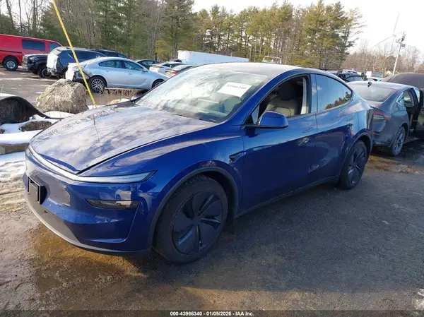 7SAYGDEE5TF421800 2026 TESLA MODEL Y - Image 2