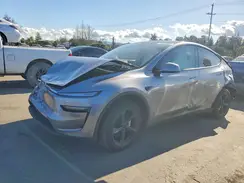 7SAYGDEE5TF452027 2026 TESLA MODEL Y