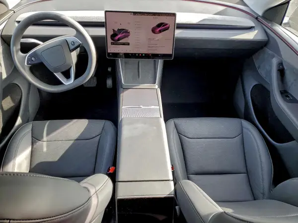 7SAYGDEE5TF522934 2026 TESLA MODEL Y - Image 8