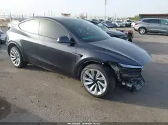 7SAYGDEE5TF551687 2026 TESLA MODEL Y