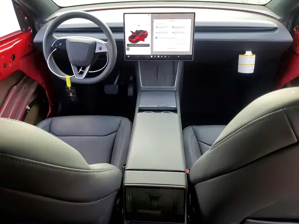 7SAYGDEE5TF596564 2026 TESLA MODEL Y - Image 8