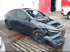 7SAYGDEE5TF646766 2026 TESLA MODEL Y