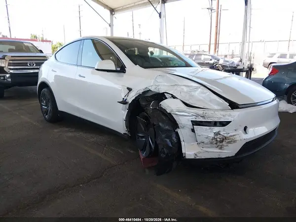 7SAYGDEE5TF652437 2026 TESLA MODEL Y - Image 1